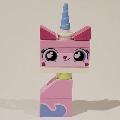Minifiguur Unikitty, Sitting, Printed Brick Tail uit set 70833
