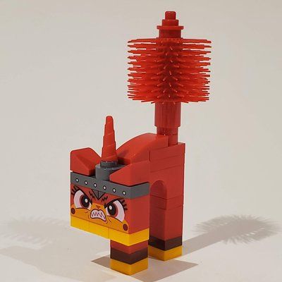 Figurine Unikitty / Warrior Kitty, Bushy Tail du set 70842