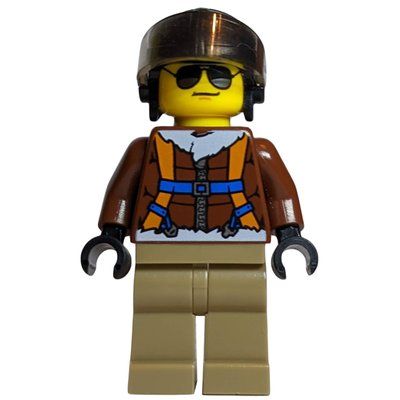 Figurine Arctic Explorer, Pilot, Black Helmet, Sunglasses du set 60034