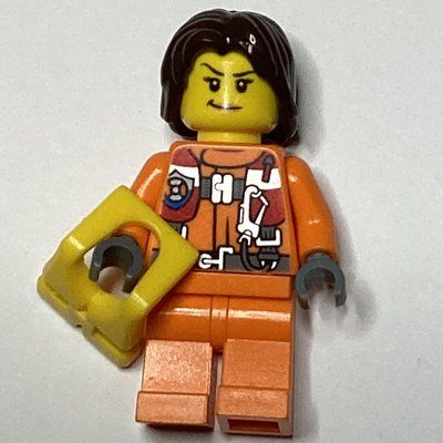 Figurine Coast Guard, Woman, Orange Jumpsuit, Yellow Life Vest, Dark Brown Hair du set 60167
