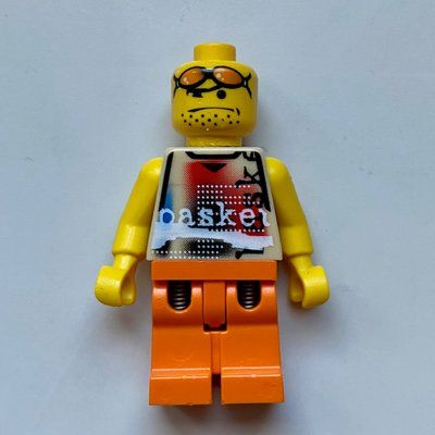 Minifigure Basketball Player, White Torso, Orange Legs from set 3431