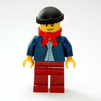 Minifigure Man, Open Dark Blue Jacket, Dark Red Legs, Red Scarf, Black Hat, Stubble from set 10222