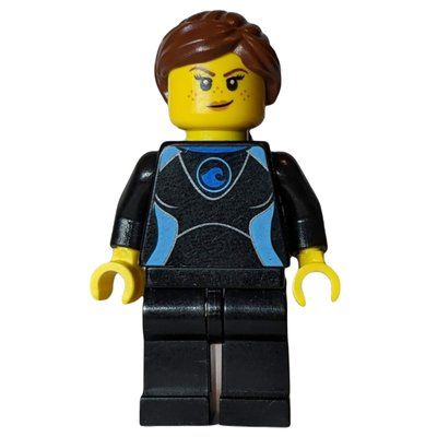 Figurine Surfer, Woman, Black Wetsuit, Reddish Brown Hair du set 40344