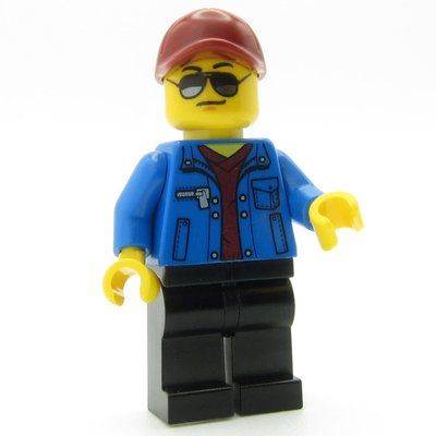 Figurine Race Official, Blue Torso, Black Blue Legs, Dark Red Cap du set 75875