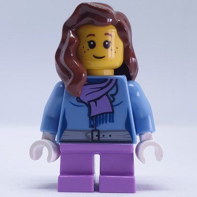 Minifigure Girl, Medium Blue Jacket with Medium Lavender Scarf, Short Medium Lavender Legs, Reddish Brown Hair del set 60099