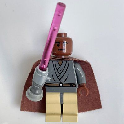 Figurine Mace Windu, Light-up Lightsaber du set 7261