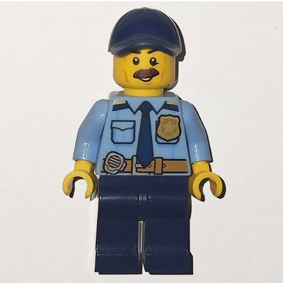 Minifiguur Policeman, Bright Light Blue Shirt with Dark Blue Tie, Badge, and Radio on Belt, Dark Blue Cap, Moustache uit set 60142