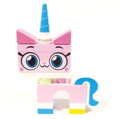 Figurine Unikitty, Dark Azure Foot, Closed Mouth du set 41454