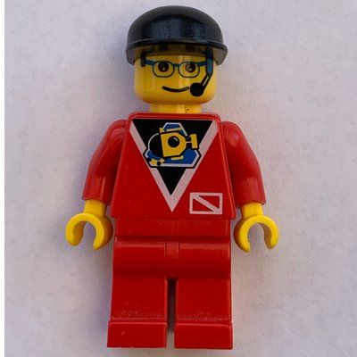 Figurine Marine Explorer, Red Shirt with Divers Logo, Black Cap, Glasses and Headset du set 6441