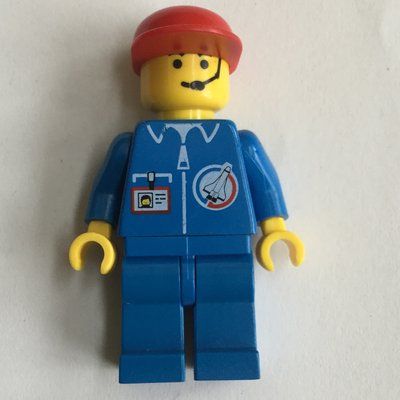 Minifigure Launch Command Ground Crew, Blue Jumpsuit, Red Cap, Headset del set 6339