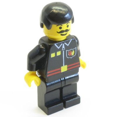 Figurine Fireman, Black Fire Jacket with Red Belt and Badge, Black Hair, Moustache du set 6464