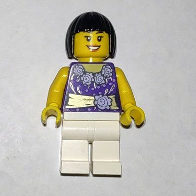 Figurine Dark Purple Torso, White Legs, Black Hair du set 10233