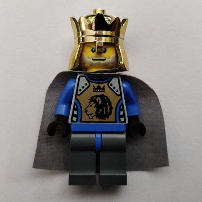 Figurine King Mathias, Gold Armor, Light Bluish Gray Cape, Gold Crown du set 851499
