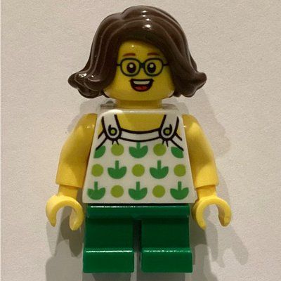 Figurine Kid - White Torso, Green Legs, Dark Brown Hair du set 31097