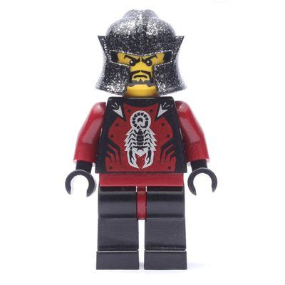 Figurine Shadow Knight, Speckle Black-Silver Helmet du set 8802