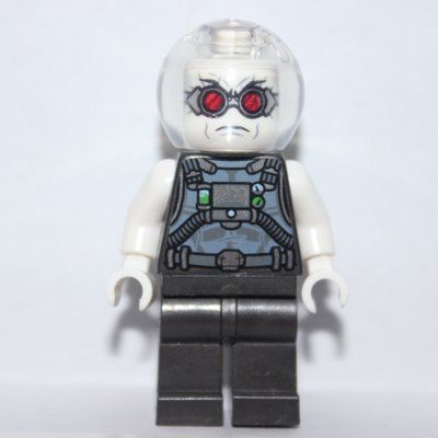 Minifigura Mr. Freeze with Pearl Dark Gray Outfit del set 76160
