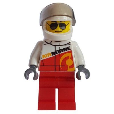 Minifigura Racer, Red and White Jumpsuit with 'AIRBORNE', White Helmet with Visor, Sunglasses del set 60113
