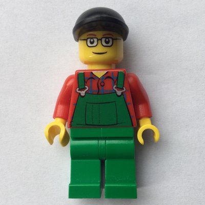 Figurine Man, Green Overalls over Red Shirt, Black Cap, Glasses du set 4645