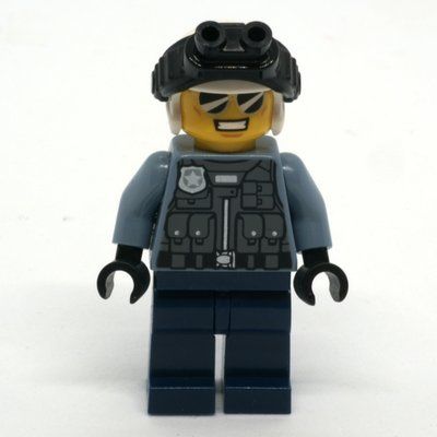 Minifigur Duke Detain, Helmet and Goggles aus Set 60272