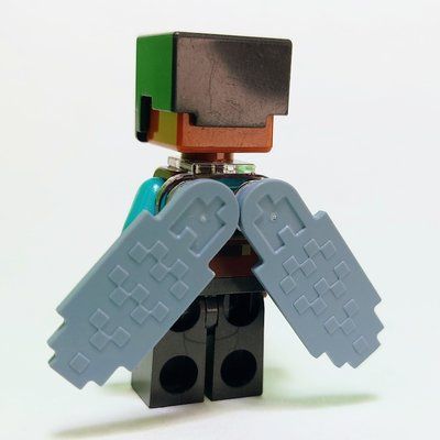 Figurine Pilot du set 21173