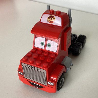 Minifigur Mack, Single Part Hood aus Set 10745