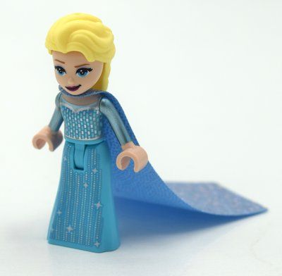 Figurine Elsa, Medium Azure Dress, Cape du set 43197
