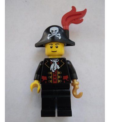 Figurine Pirate - Captain, Black Legs, Plume, Black Eyebrows du set 9349