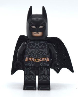 Figurine Batman, Black Suit, Black Cape and Cowl, Copper Utility Belt, Printed Legs (Dark Knight Trilogy) du set 76240