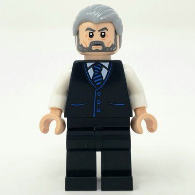 Figurine Alfred Pennyworth, Light Bluish Gray Hair and Beard du set 76183