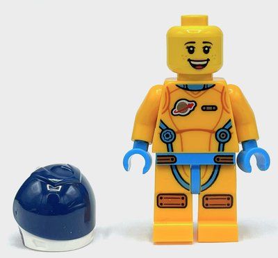 Figurine Rivera, Bright Light Orange Spacesuit, Dark Blue Visor du set 60349