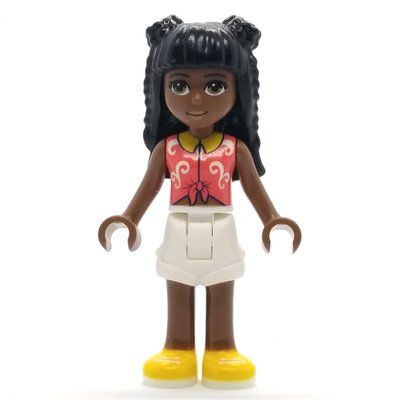 Figurine Priyanka - Coral Top, White Shorts, Black Hair du set 41718