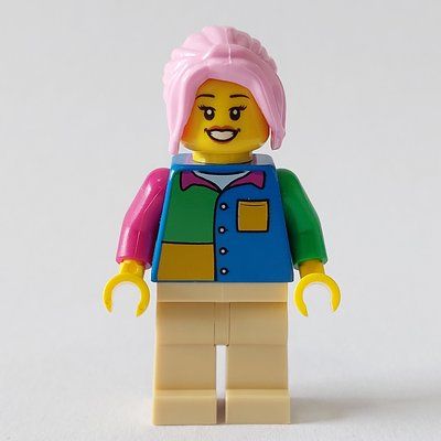 Figurine Woman, Blue, Yellow, and Green Shirt, Bright Pink Hair du set 60337