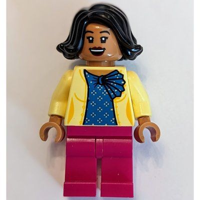 Figurine Kelly Kapoor du set 21336