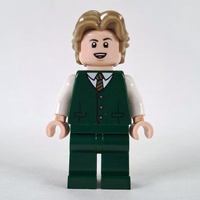 Minifigure V from set 21339