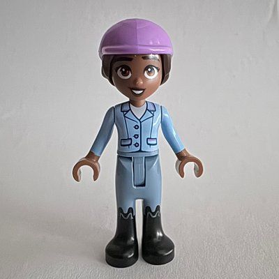 Figurine Aliya - Bright Light Blue Top, Sand Blue Pants du set 41746