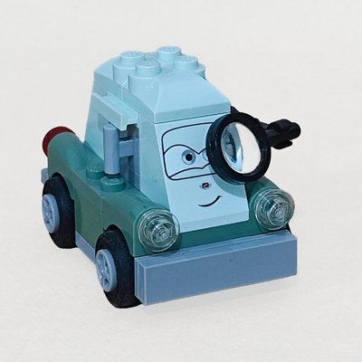 Minifigura Professor Zundapp, Smirk (Red 3795) del set 8426