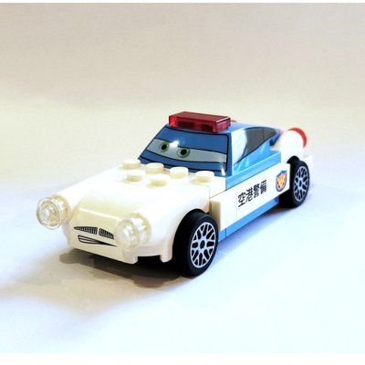 Minifigure Finn McMissile, Airport Security Disguise from set 8638