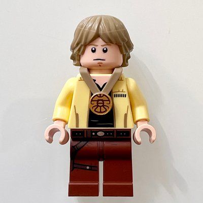 Minifigurka Luke Skywalker, Medal z zestawu 75365