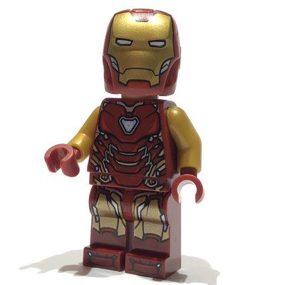 Figurine Iron Man Mark 85 Armor, Pearl Gold Arms, Angular Helmet du set 76267