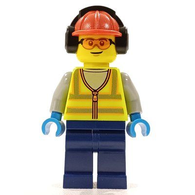 Minifigurka Ground Crew, Vibrant Yellow Safety Vest, Ear Defenders z zestawu 60367