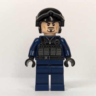 Figurine Tony Stark, SHIELD Agent Disguise du set 76269