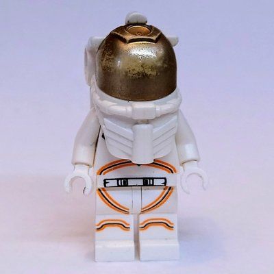 Figurine Astronaut - White Torso and Legs, Orange Trim, Smirk, Dark Tan Eyebrows du set 60227