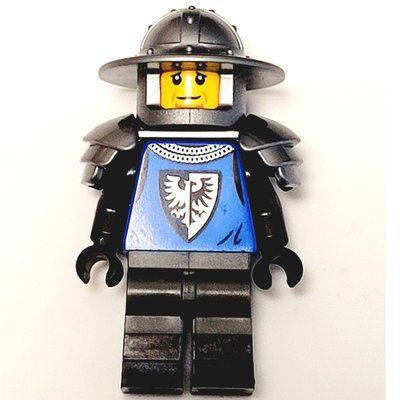 Minifigure Mountain Fortress Black Falcon Soldier - Helmet with Broad Brim, Shoulder Armor del set 910029