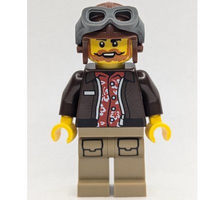 Figurine Aviator, Captain Nautilus, Dark Brown Torso, Dark Tan Legs, Reddish Brown Hat with Goggles du set 60425