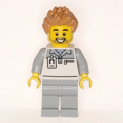 Minifigure Garage Worker, White/Light Bluish Grey Suit, Medium Nougat Hair del set 60444