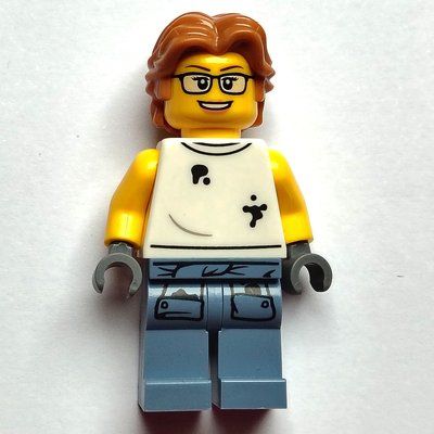 Minifigur Scrapyard Worker, White Shirt, Sand Blue Legs, Medium Nougat Hair aus Set 60472