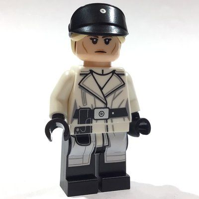 Minifigure Dedra Meero from set 75399