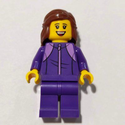 Figurine Hiker, Dark Purple Tracksuit, Reddish Brown Hair du set 910058