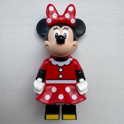 Minifigure Minnie Mouse del set 43302