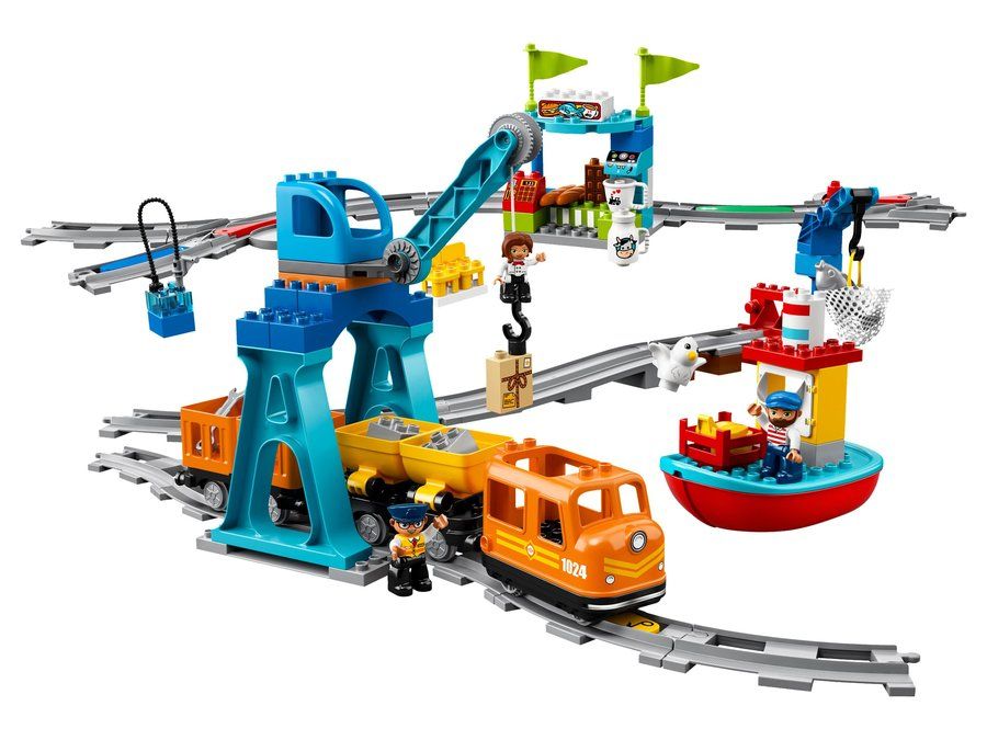 LEGO 10875 Le train de marchandises